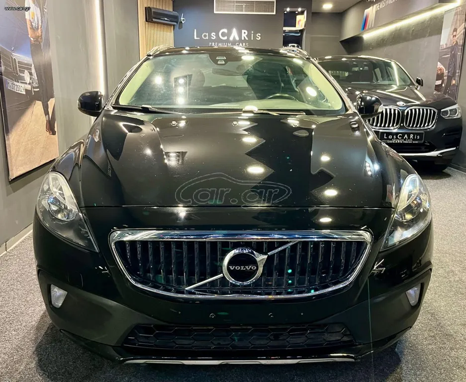 Μεταχειρισμένο VOLVO V40 CROSS COUNTRY 2019 - φωτογραφία 9 - LasCARis Premium Cars Θεσσαλονίκη